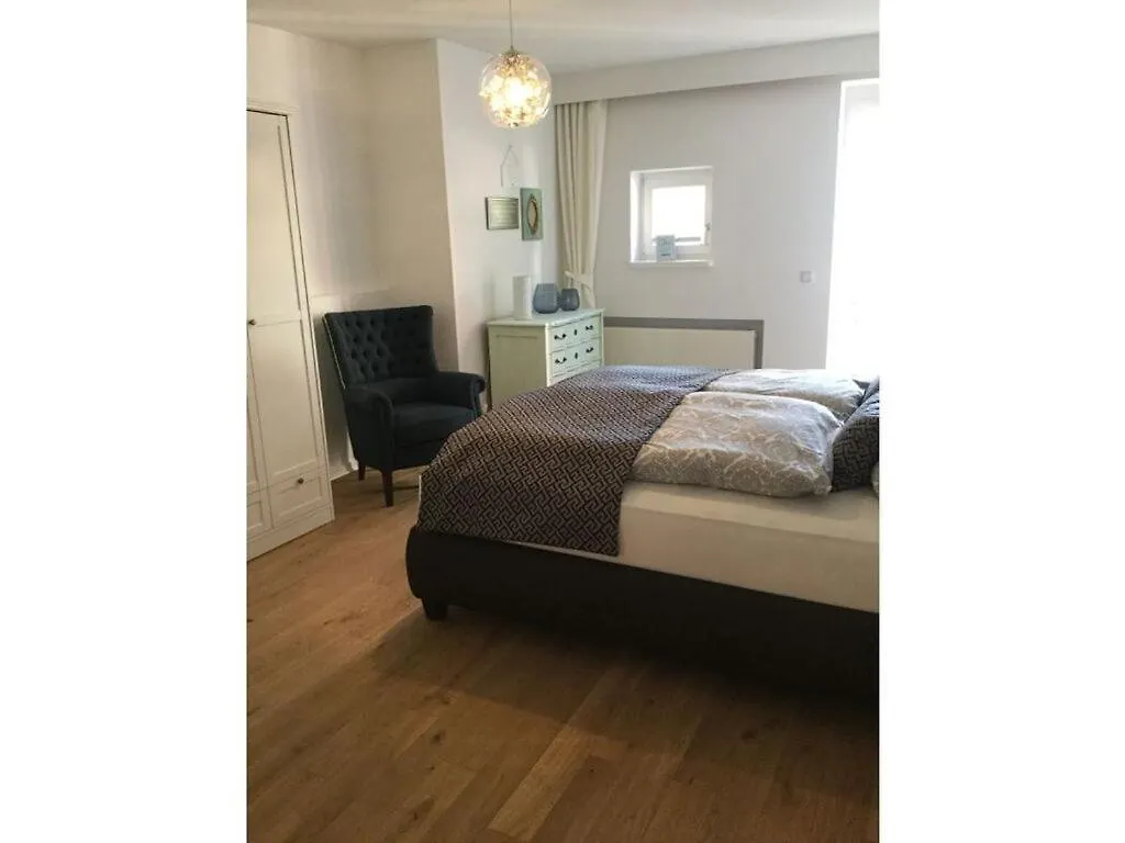 Appealing Apartment In Coburg