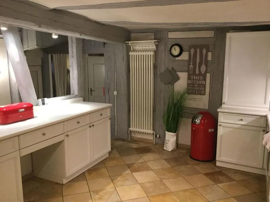 Appealing Apartment In Coburg